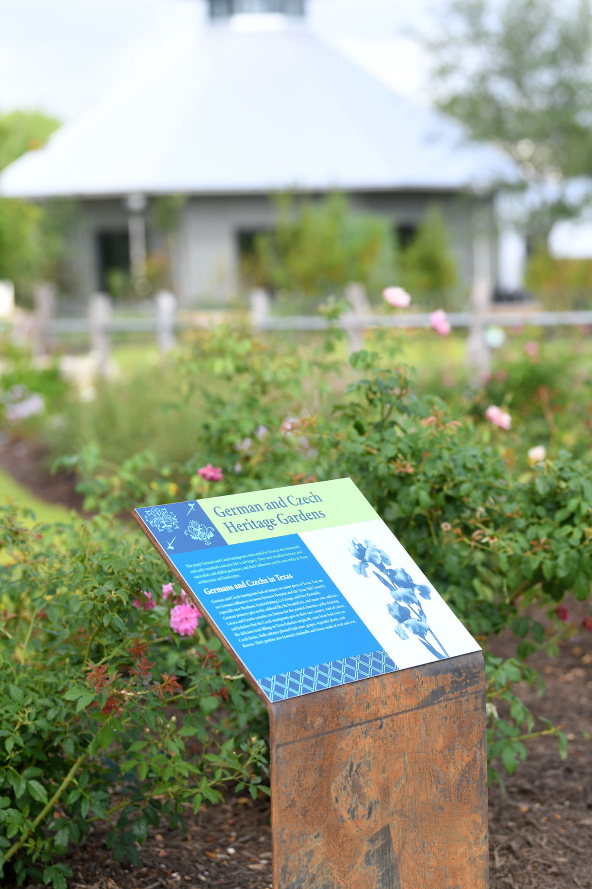 Leach Teaching Gardens